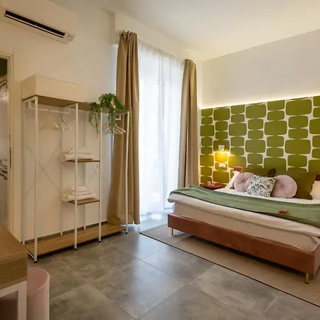 Cornelia Vatican Affittacamere 4*